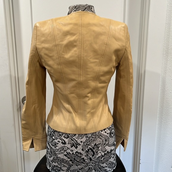 Escada Exquisite Leather Jacket Silk Lining - Picture 2 of 15